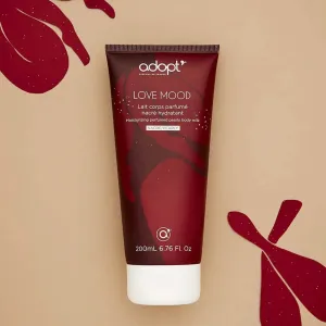 Love Mood Pearly Body Milk