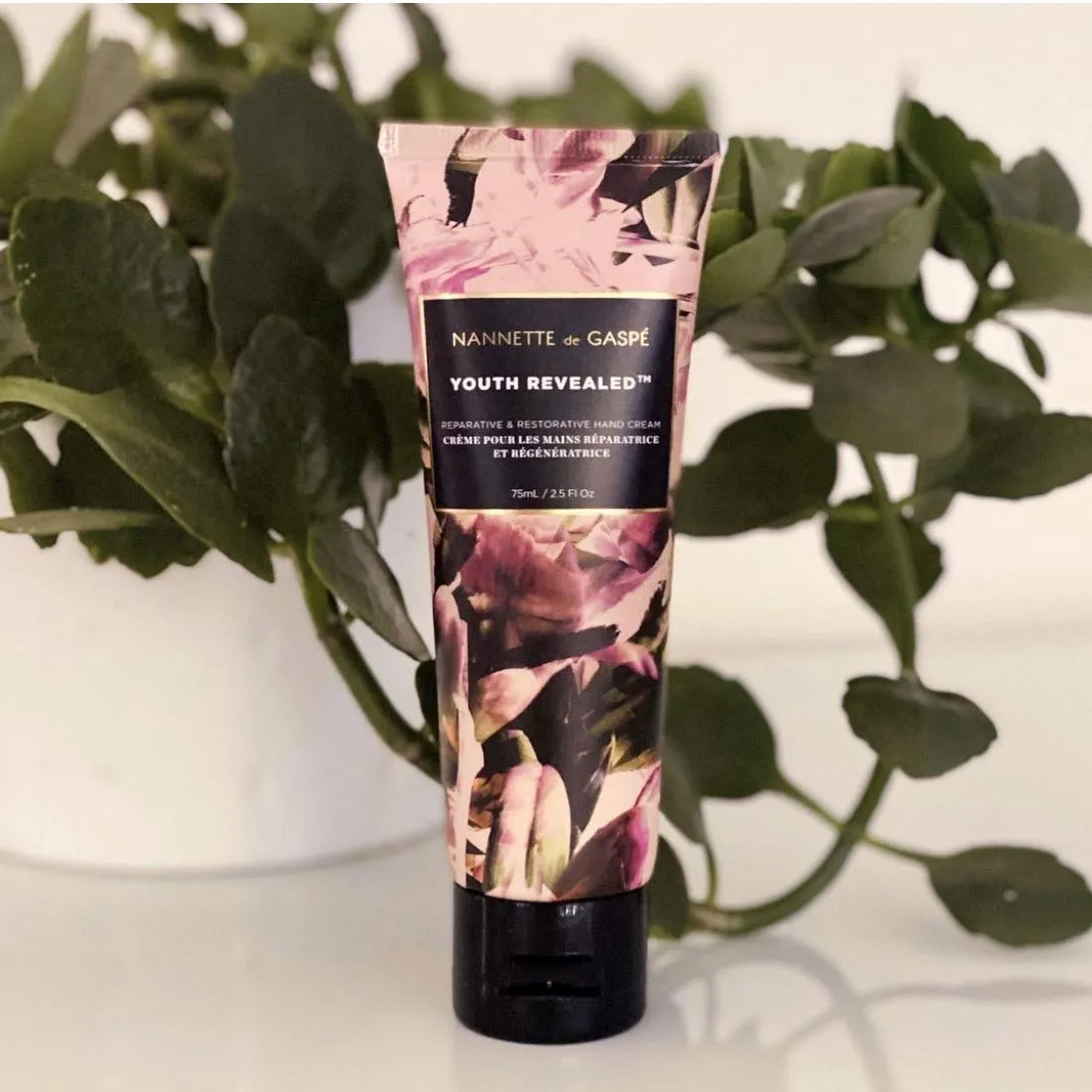 NANNETTE de GASP??| Youth Revealed Reparative & Restorative Hand Cream 75 mL / 2.5 Fl Oz