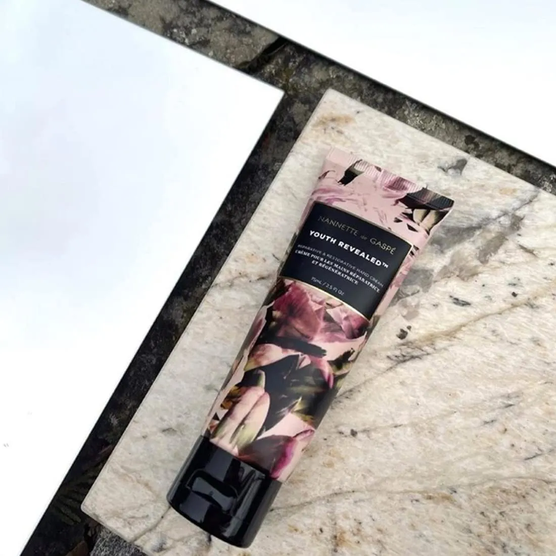 NANNETTE de GASP??| Youth Revealed Reparative & Restorative Hand Cream 75 mL / 2.5 Fl Oz